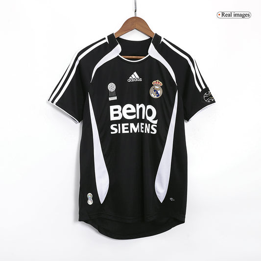 Retro Real Madrid Borta Fotbollströja SERGIO RAMOS #4 2006/07-1