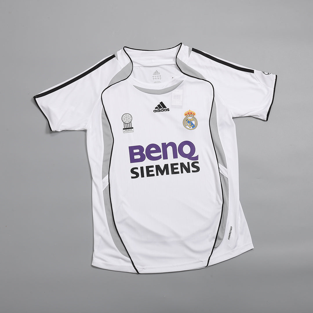 Retro Real Madrid Hemma Fotbollströja SERGIO RAMOS #4 2006/07