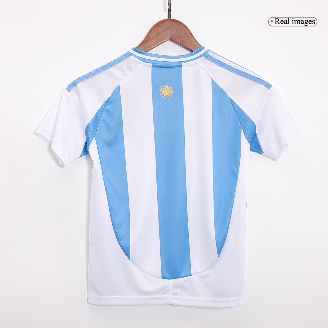 Argentina Hemma Fotbollströja 2024
Fotbollssats Barn
