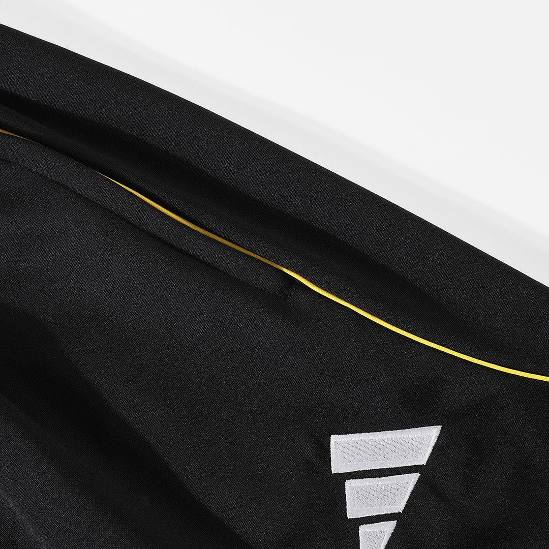 Real Madrid Träningsset (Jacka+Byxor) 2025/26 Vit