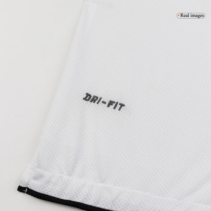 Manchester United Bortatröja 2010/11 Retro
 Vit-3