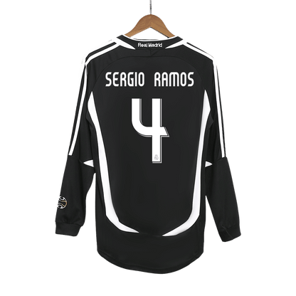 Retro Real Madrid Borta Fotbollströja SERGIO RAMOS #4 2006/07 långärmad