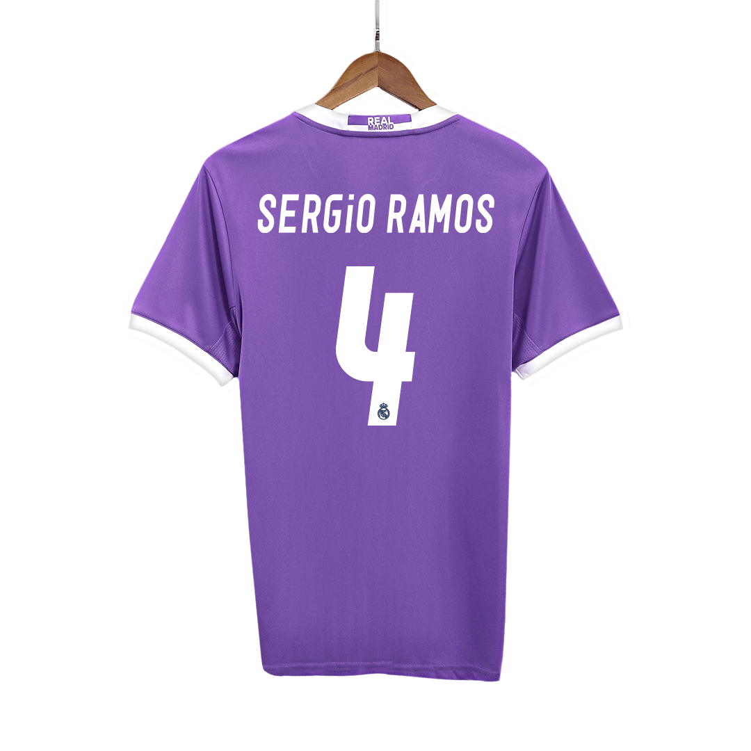 Retro Real Madrid Borta Fotbollströja SERGIO RAMOS #4 2016/17