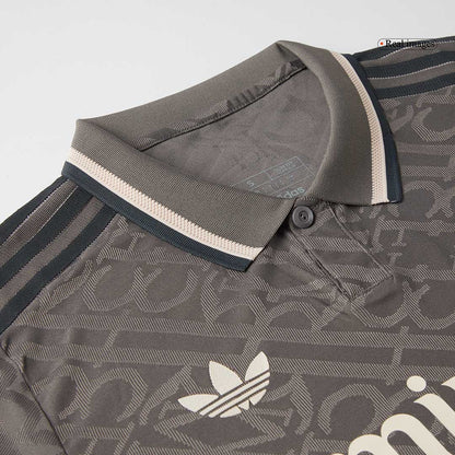Real Madrid Tredjeställ Fotbollströja MODRIĆ #10 2024/25 Autentisk