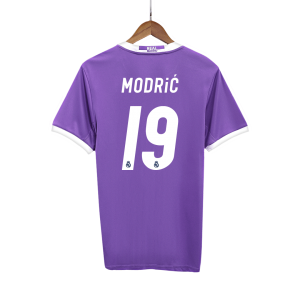 Retro Real Madrid Borta Fotbollströja MODRIĆ #19 2016/17