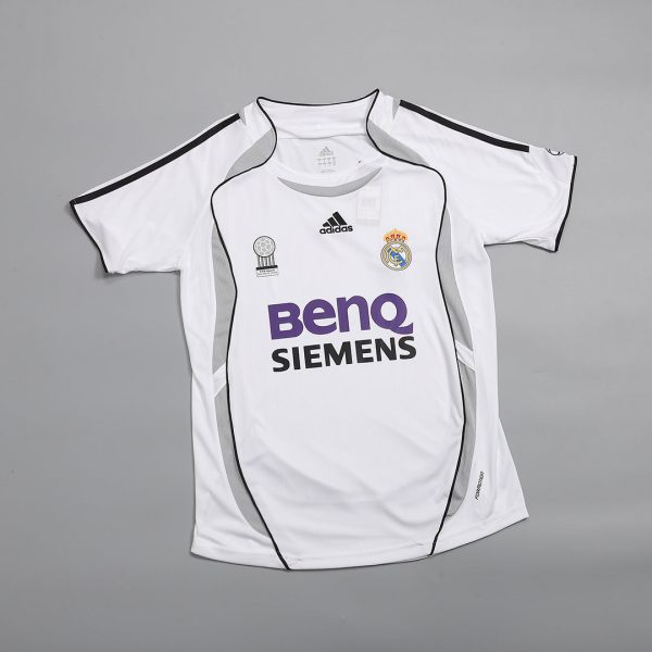 Real Madrid Hemmatröja 2006/07 Retro
 Vit